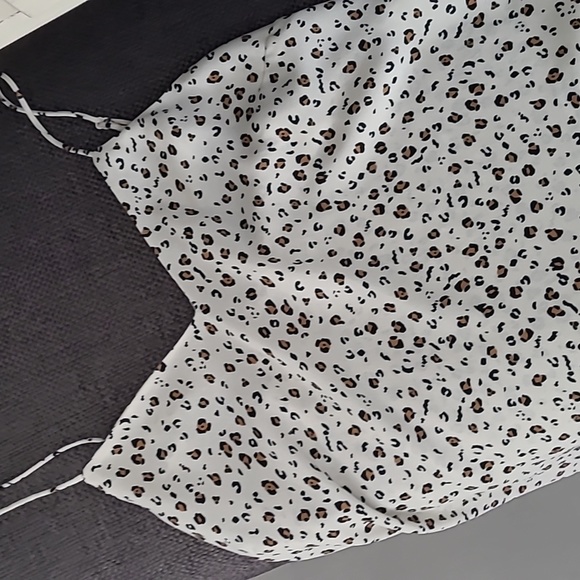 Cheetah Tank Top Blouse - Picture 1 of 3